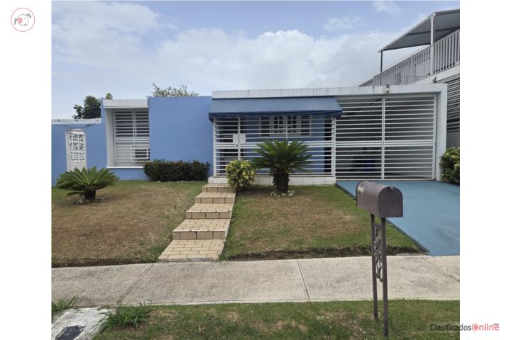 Urb. Venus Gardens Sur 4bd-2ba $280,000