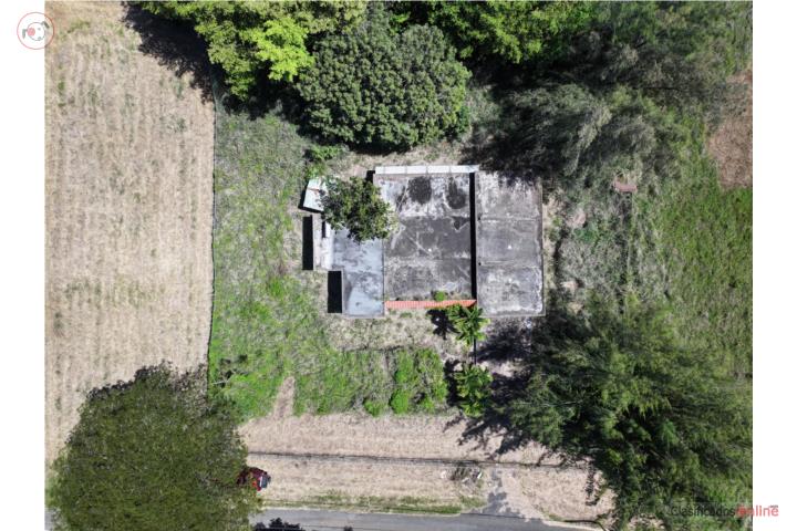House in Barrio Mora - Fixer Upper