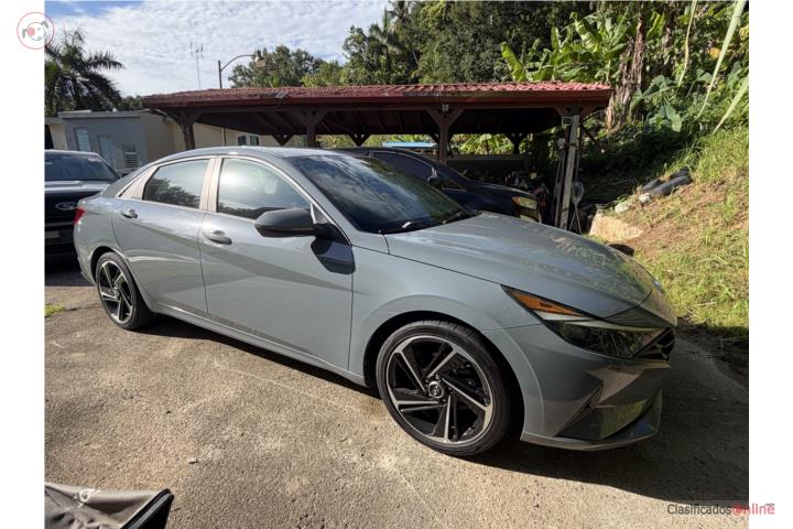 2022 Elantra SE