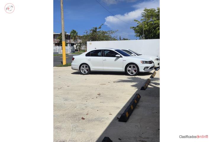 2016 Volkswagen Jetta GLI in excellent condition