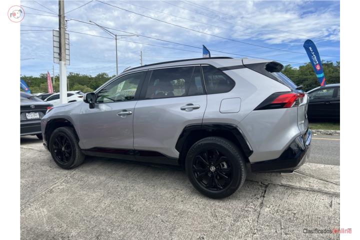 2024 Toyota RAV-4 SE Hybrid