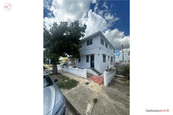 Excellent 5-unit income property in Roosevelt