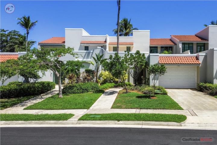 Luxury townhouse in Dorado Reef, 3/3, $6k