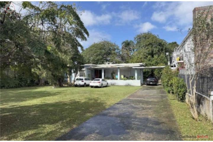 Ave Gautier Benítez expanded commercial land