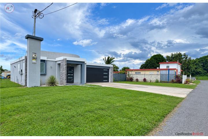 800 sq ft of land on a dead-end street