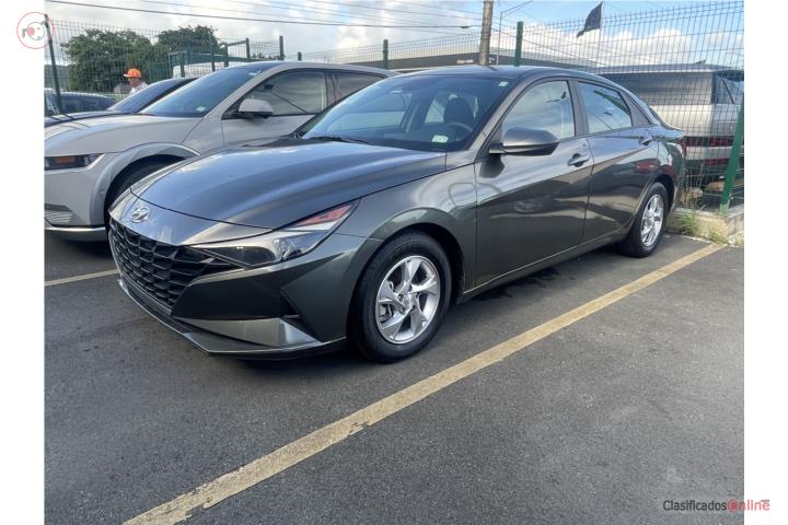 2022 Hyundai Elantra SE