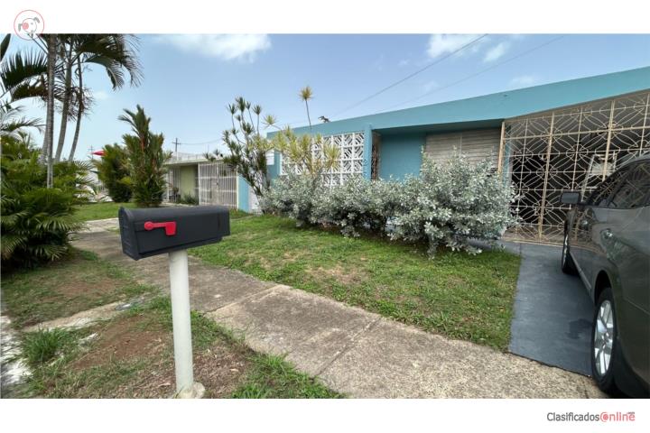 House in Ponce de León Urbanization in Guaynabo