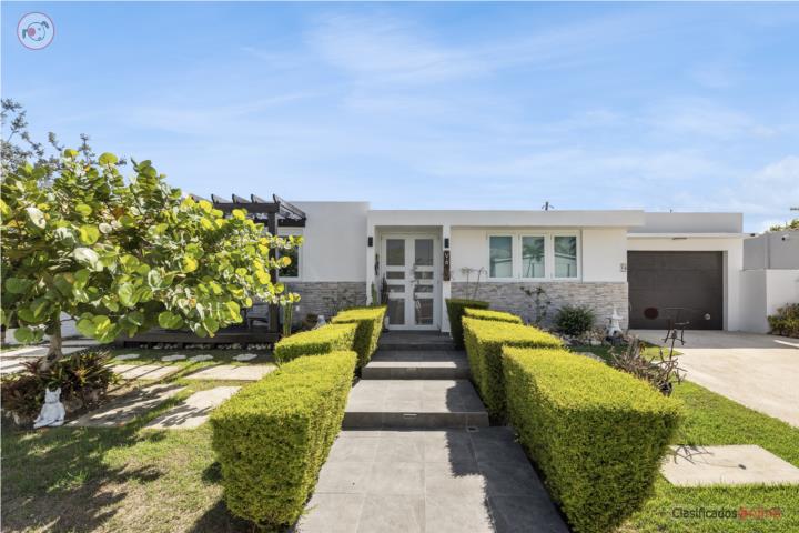 Luxury house in Dorado del Mar, 3/3, $749k