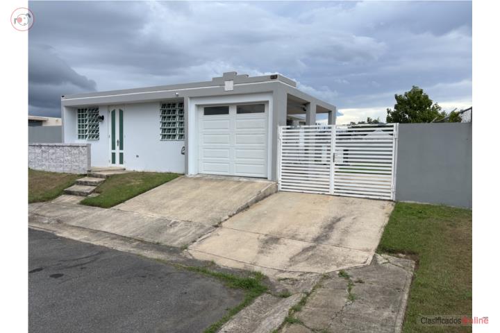 Pabellones Town, Toa Baja - 3 Bedrooms and 2 Bathrooms