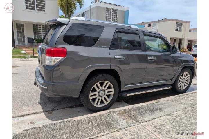 Toyota 4Runner Limited