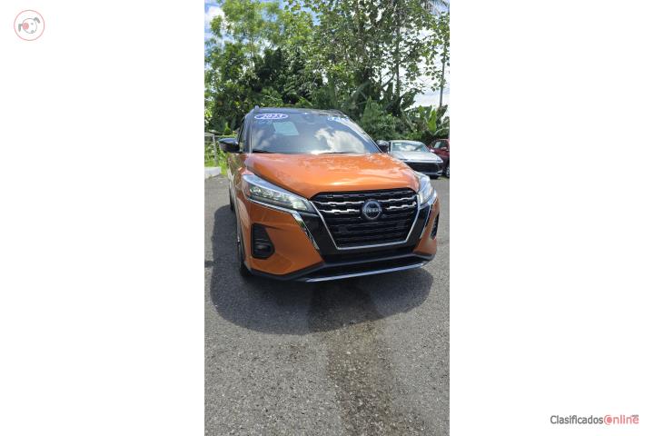 2023 Nissan Kicks SR