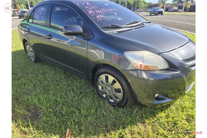 Toyota Yaris STD