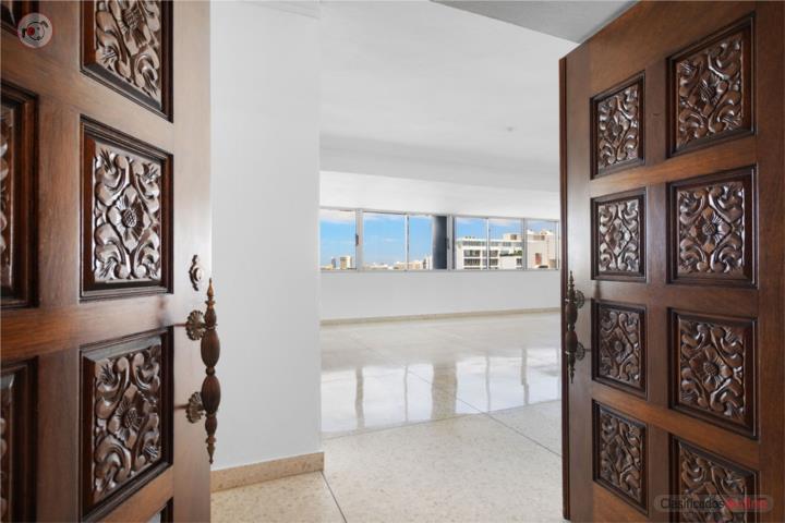 PH Del Mar Condominium 3100pc