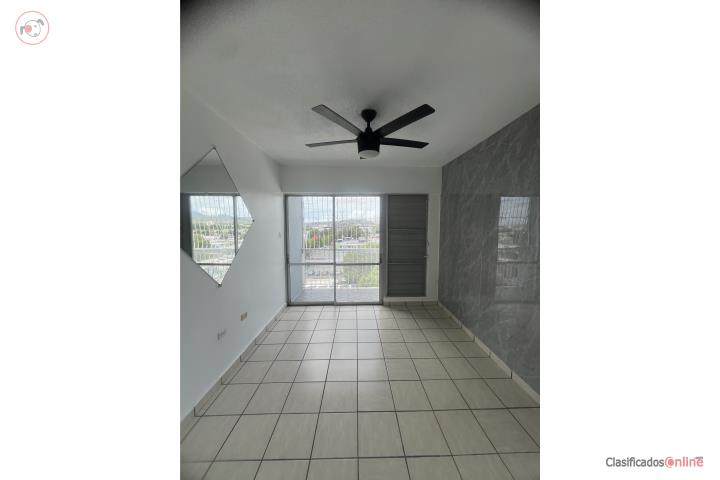 Apt. in Torre de Oro Condo | Central Location