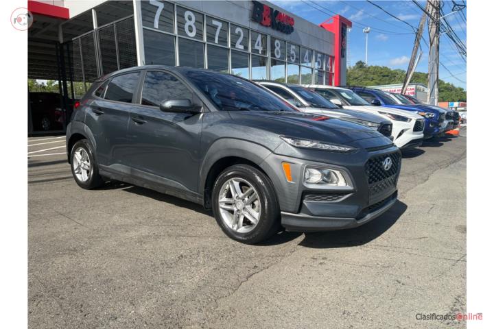 Hyundai Kona SE