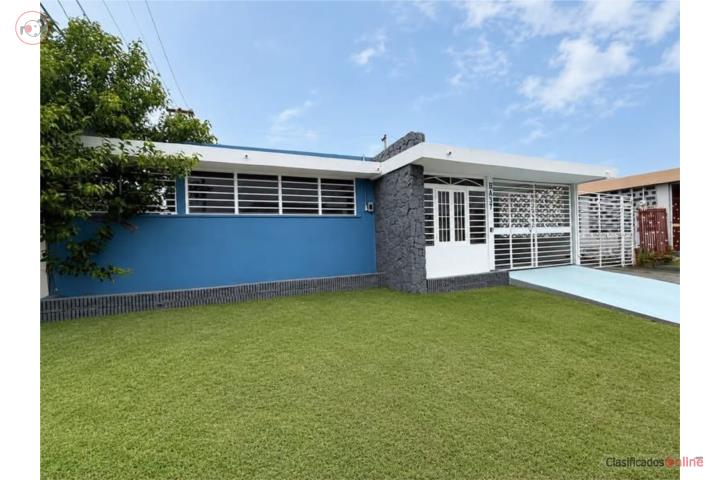 Two-unit house in Country Club