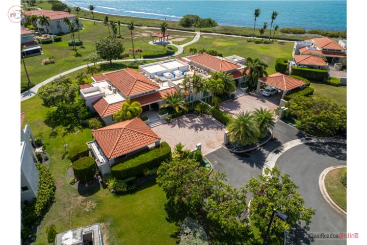 Oceanfront Living in Costa Caribe