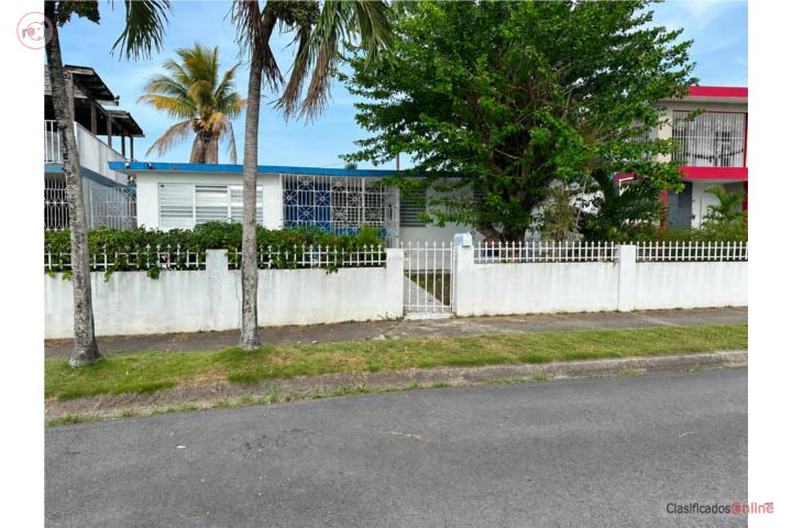 Royal Palm in Bayamón, 4 bedrooms, 2 bathrooms + Unit 1-1